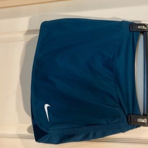 Nike Skort XS ladies- Hunter Green